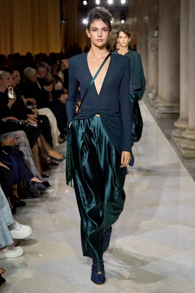 Look 47